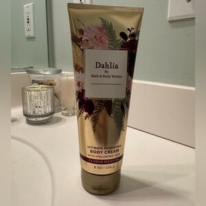 Bath & Body Works Dahlia Body Cream